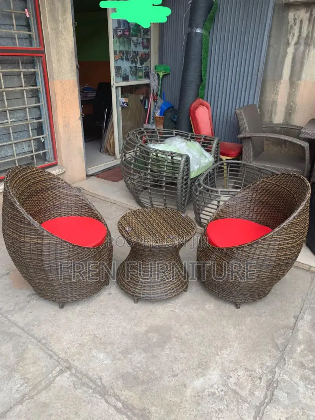 Imported Luxury Outdoor Activities Chars With Centre Table
