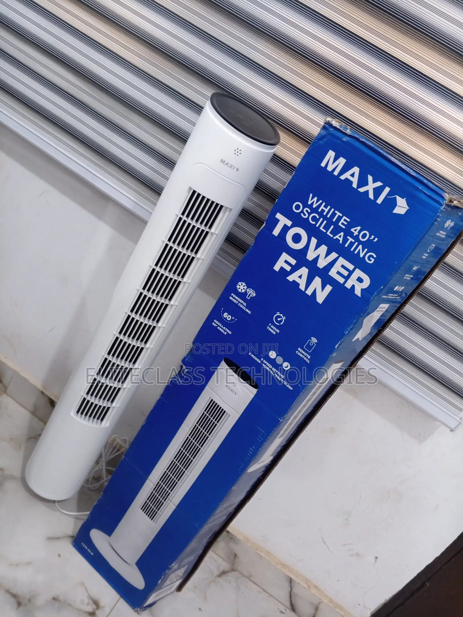 Maxi Breeze Bliss 40" Oscillating Tower Fan