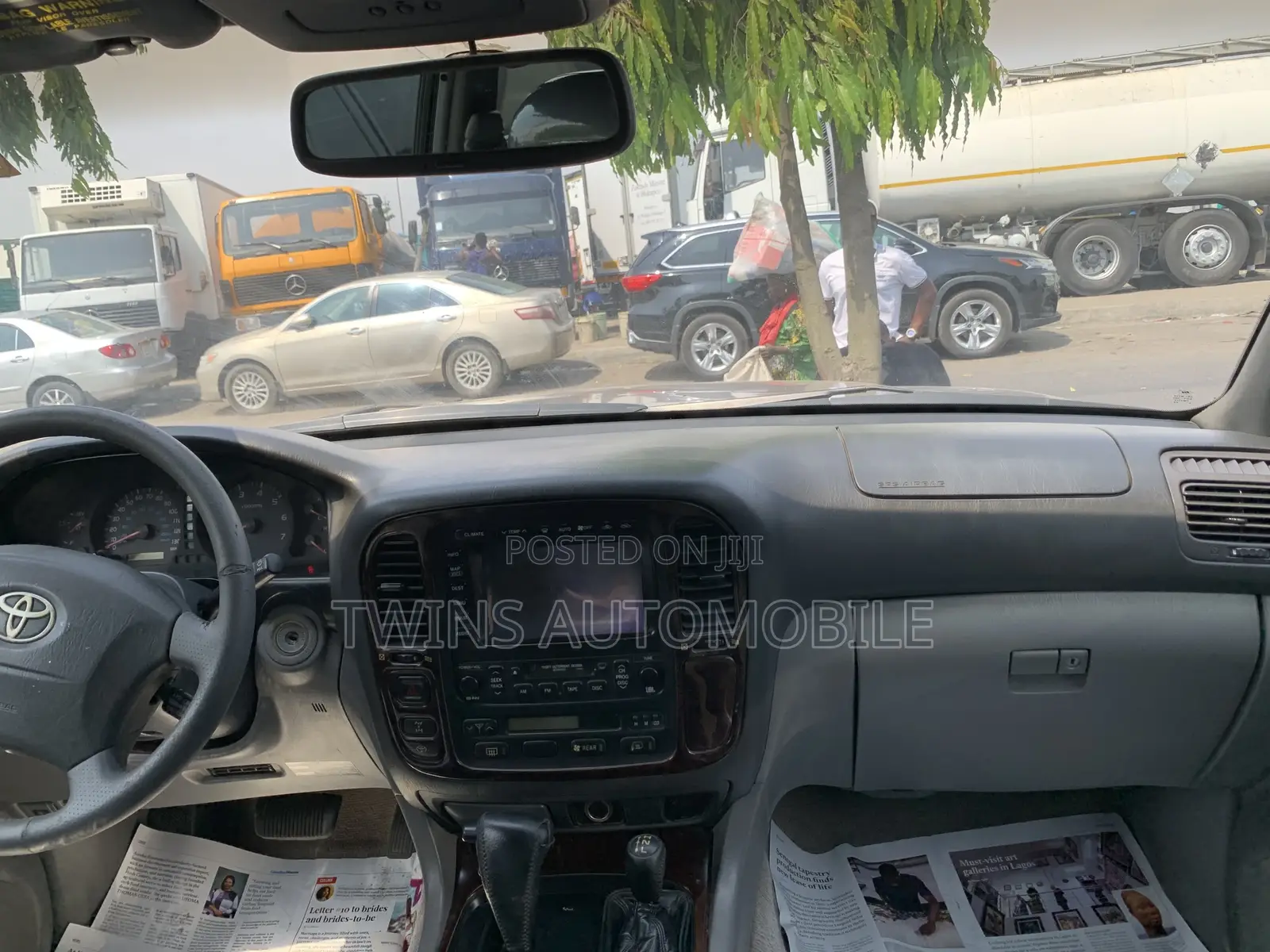 Toyota Land Cruiser 2004 Gray