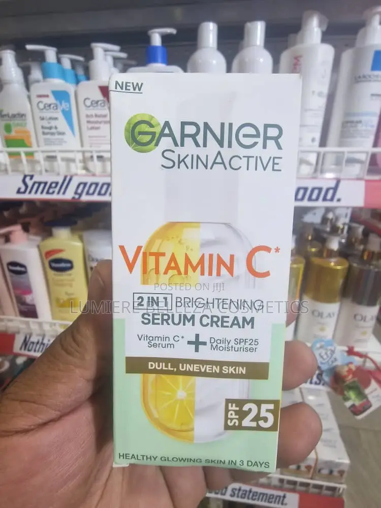 Garnier Skinactive Vitamin C 2 in 1 Brightening Serum Cream-