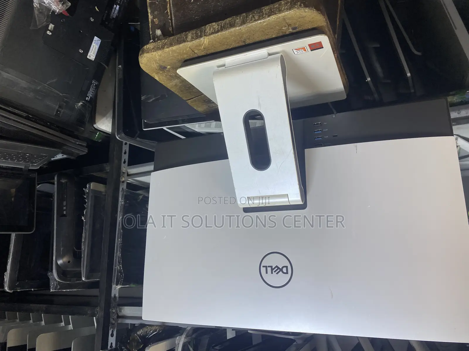 Desktop Computer Dell Inspiron 24 5000 16GB AMD A8 HDD+SSD 1T