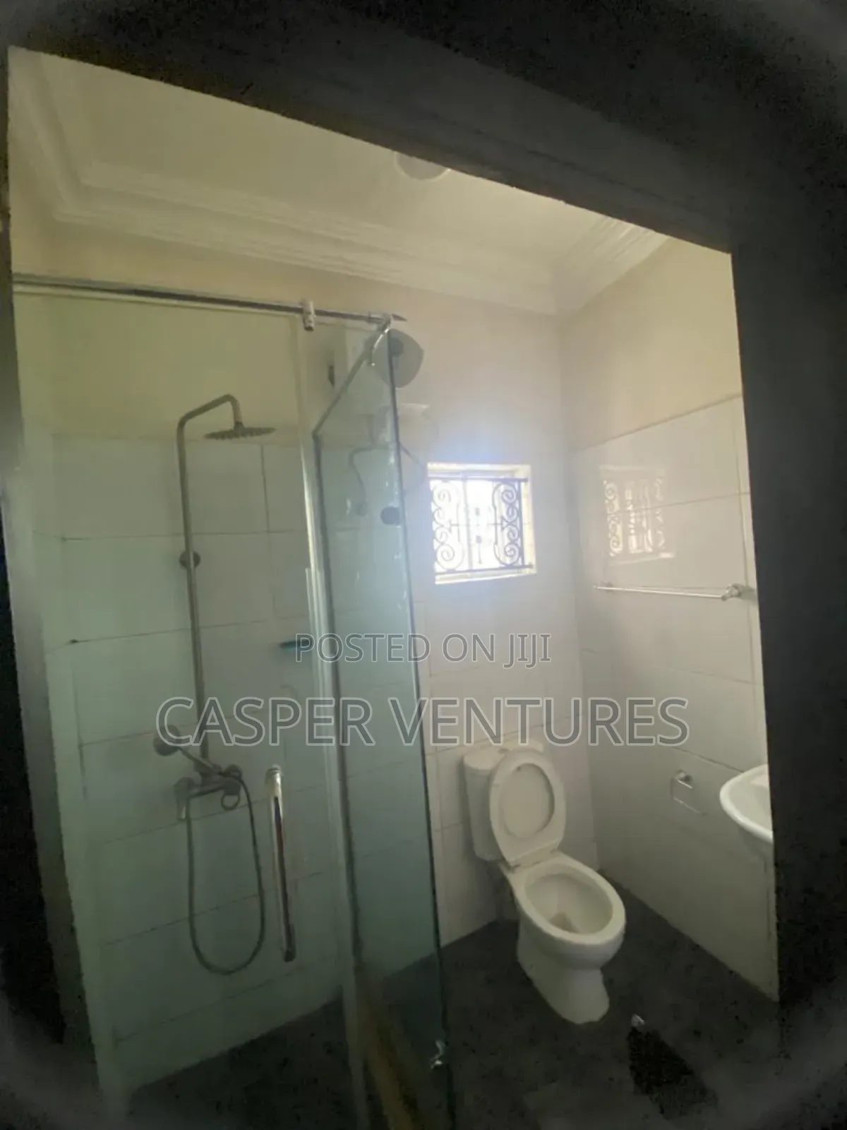Affordable Low Cost Fancy Apartment