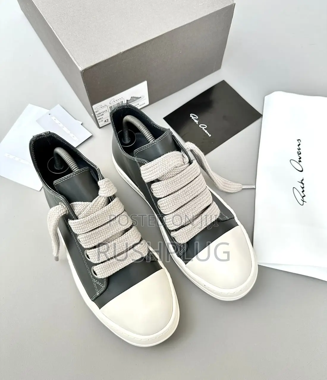 New Rick Owen’S Dark Shadow Low Jumbo Lace Sneaker “Gray”.