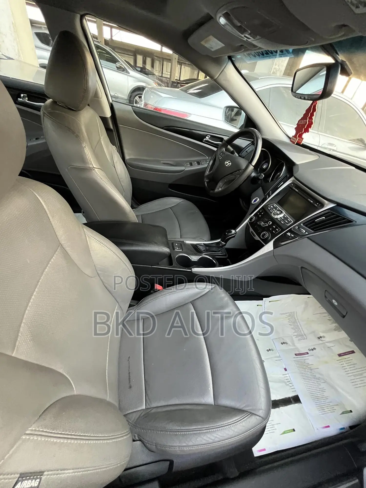 Hyundai Sonata Limited 2.0T Sedan (2.0L 4cyl 6A) 2011 Silver