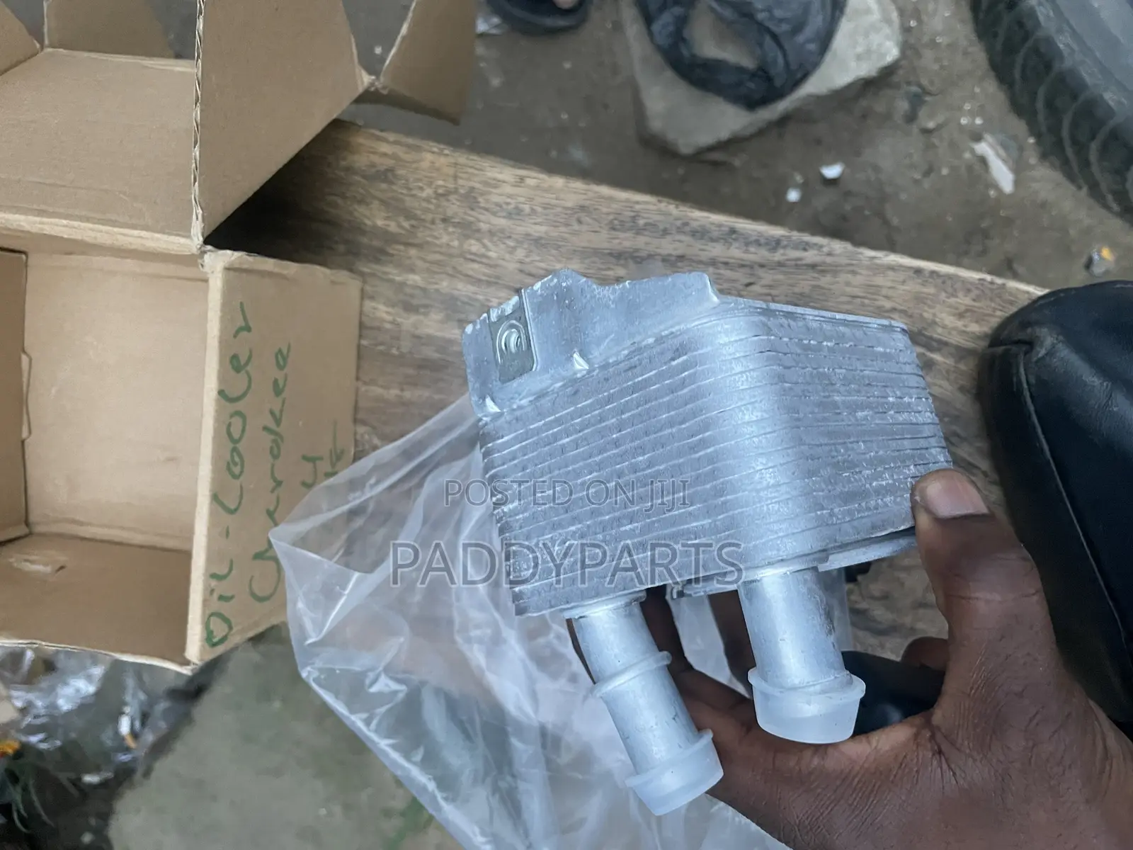 Chrysler 200 Engine Oil Cooler 2.0l/2.4l (2015-2017)