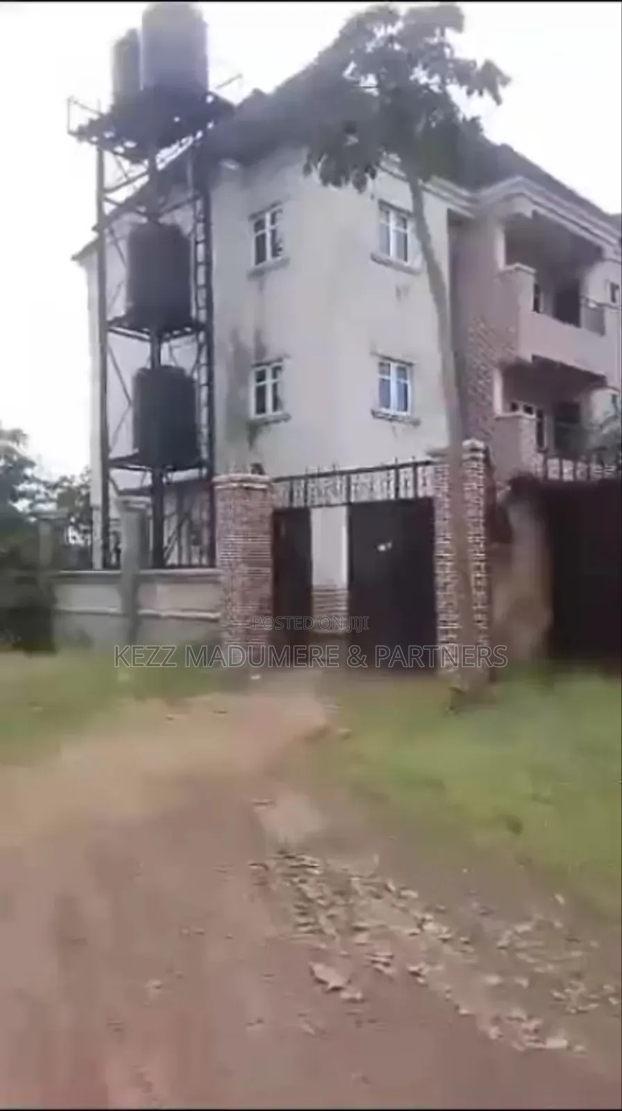 9bdrm Block of Flats in Area U, New Owerri , for sale