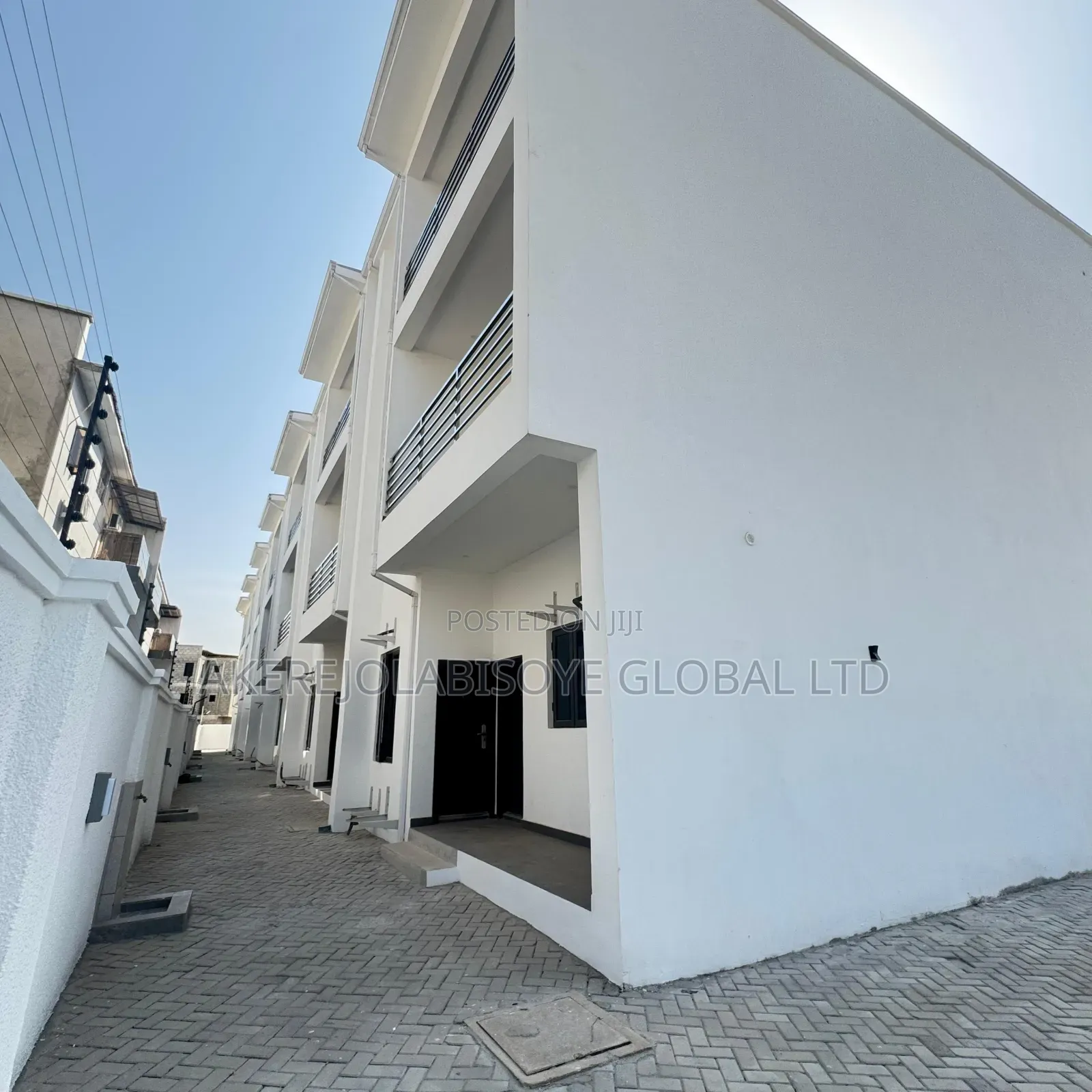 4bdrm Townhouse/Terrace in Lifecamp for sale
