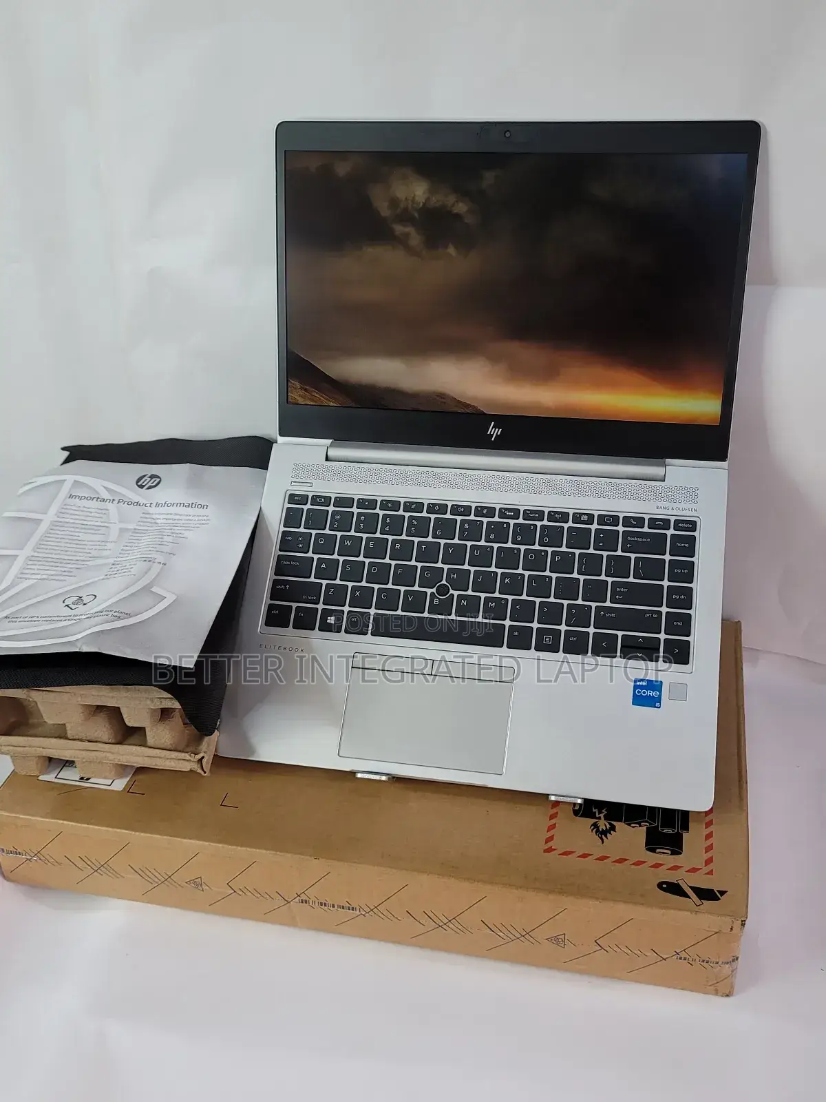 New Laptop HP EliteBook 820 32GB Intel Core i5 SSD 512GB