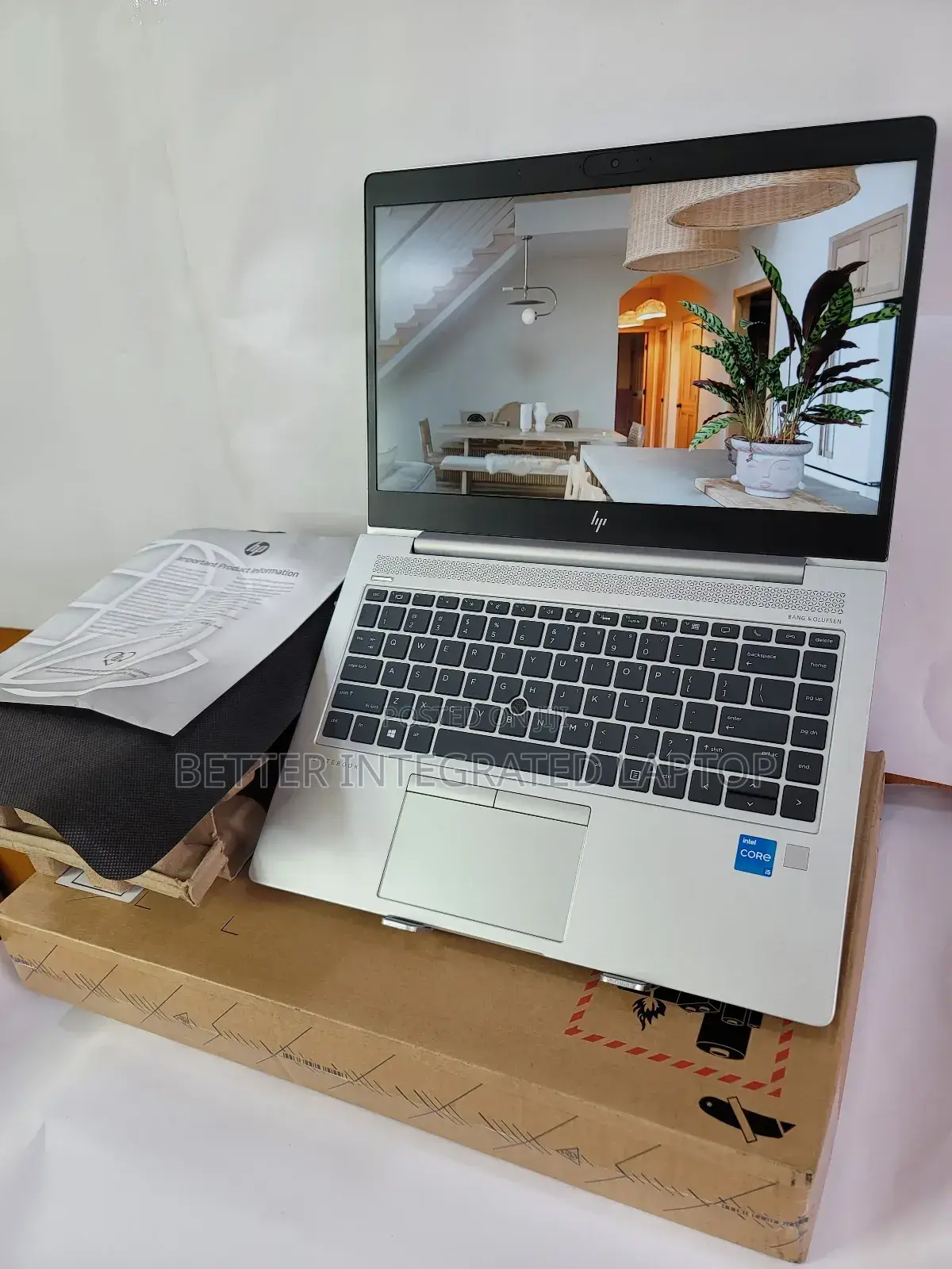 New Laptop HP EliteBook 820 32GB Intel Core i5 SSD 1T