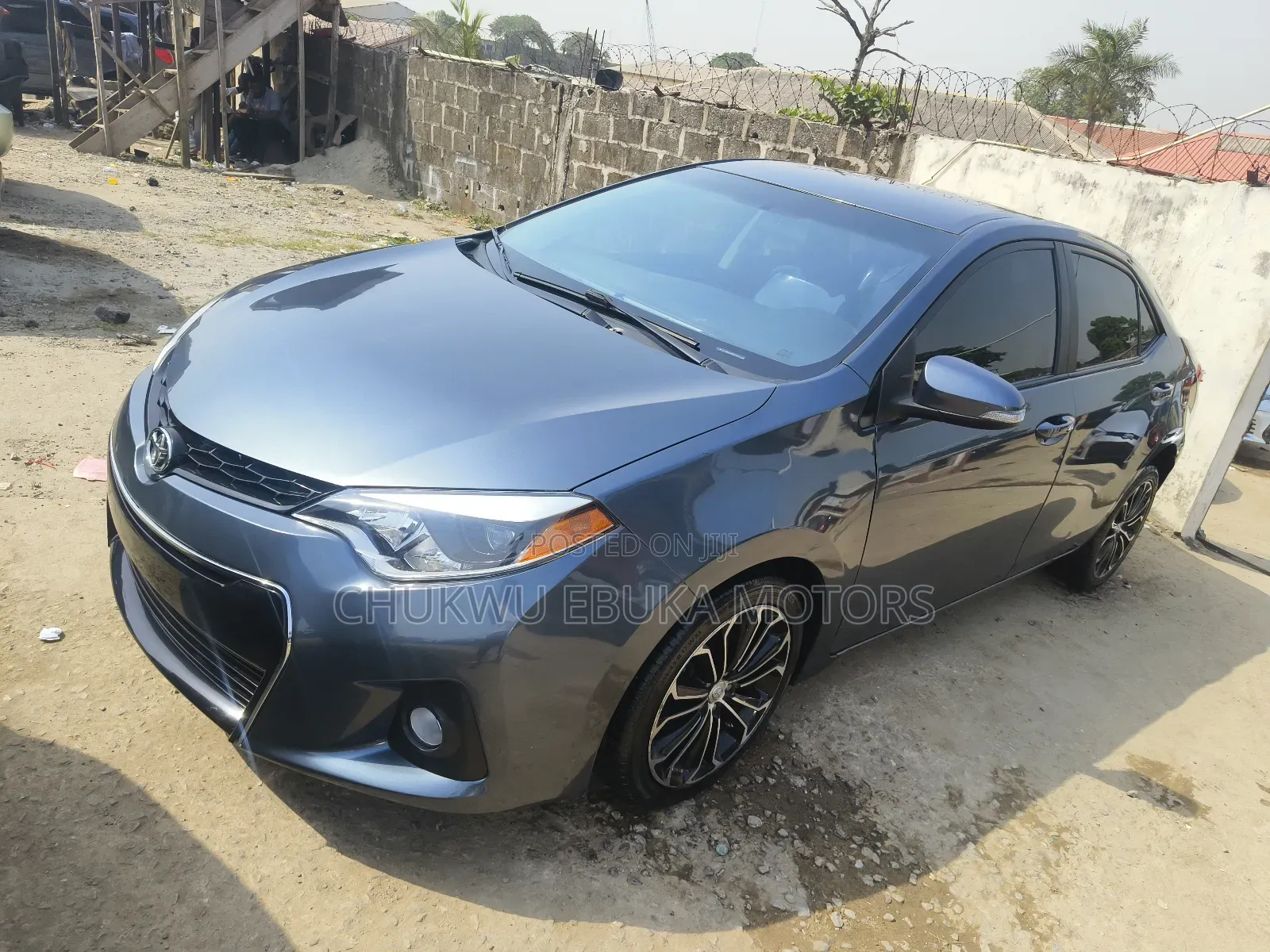 Toyota Corolla 2015 Gray