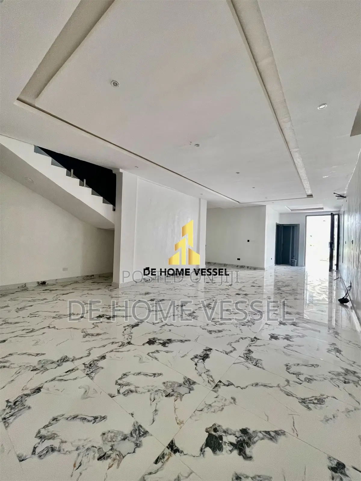 5bdrm Duplex in Lekki for sale