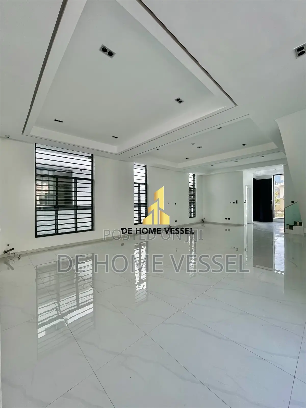 5bdrm Duplex in Lekki for sale