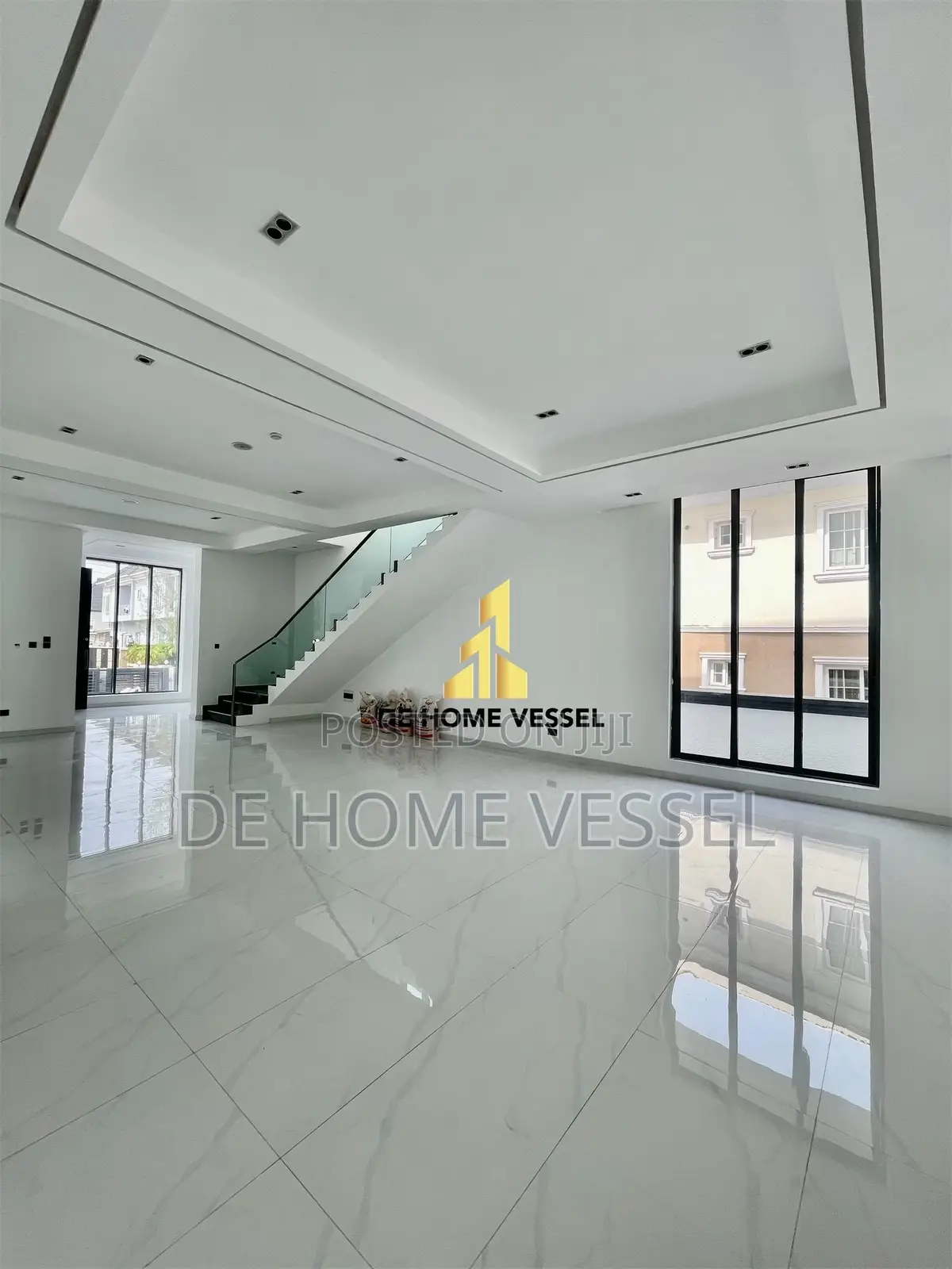 5bdrm Duplex in Lekki for sale