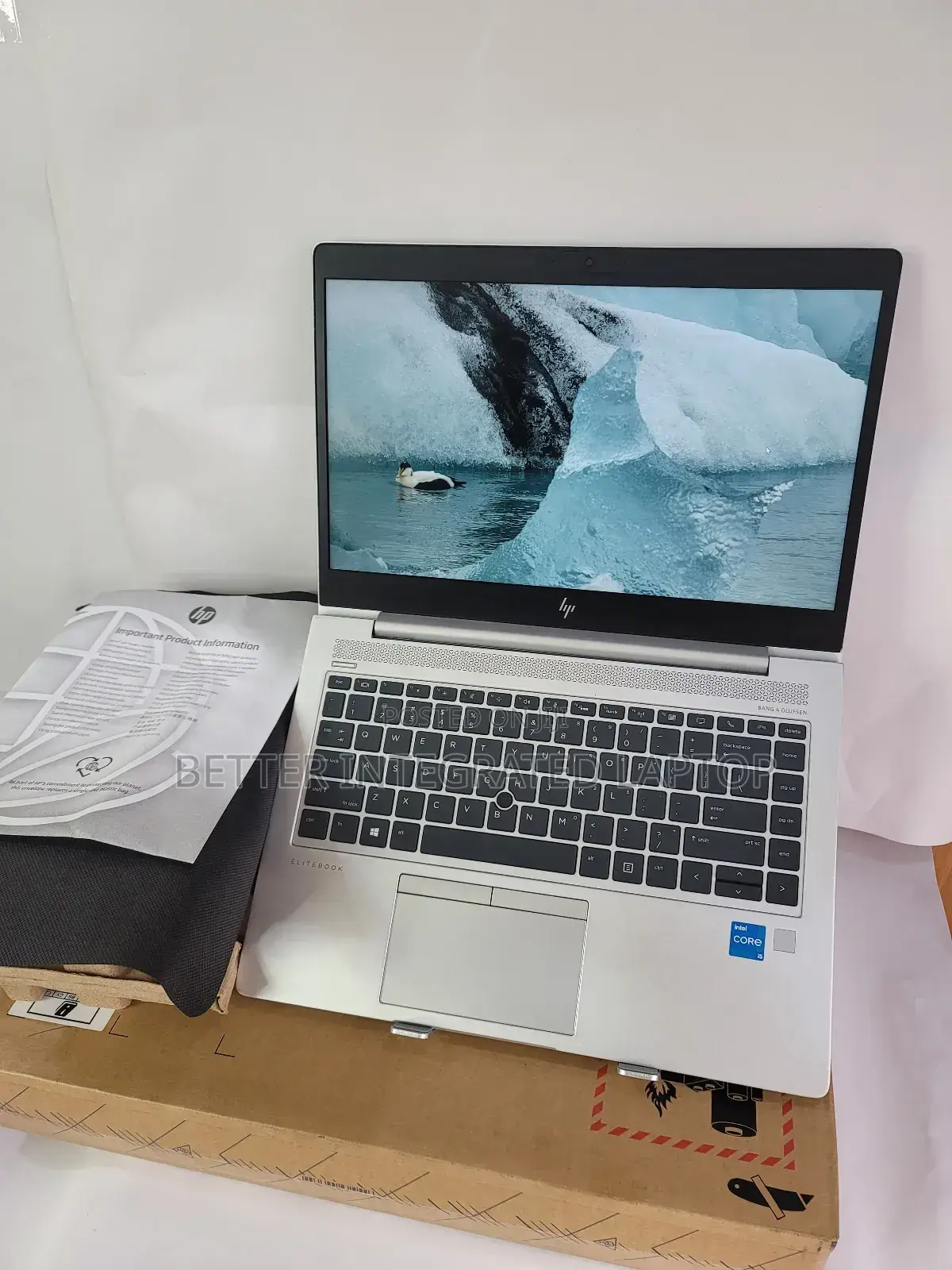 New Laptop HP EliteBook 840 G5 8GB Intel Core i5 SSD 256GB