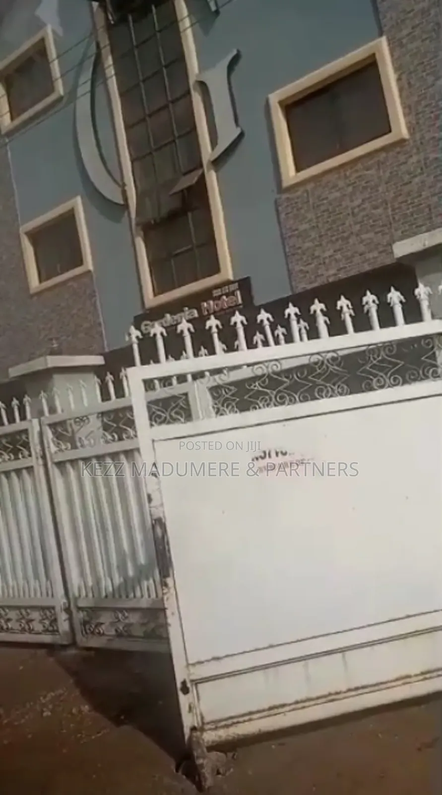 For Sale: Cofo Functional Hotel, Ogui Rd, Enugu