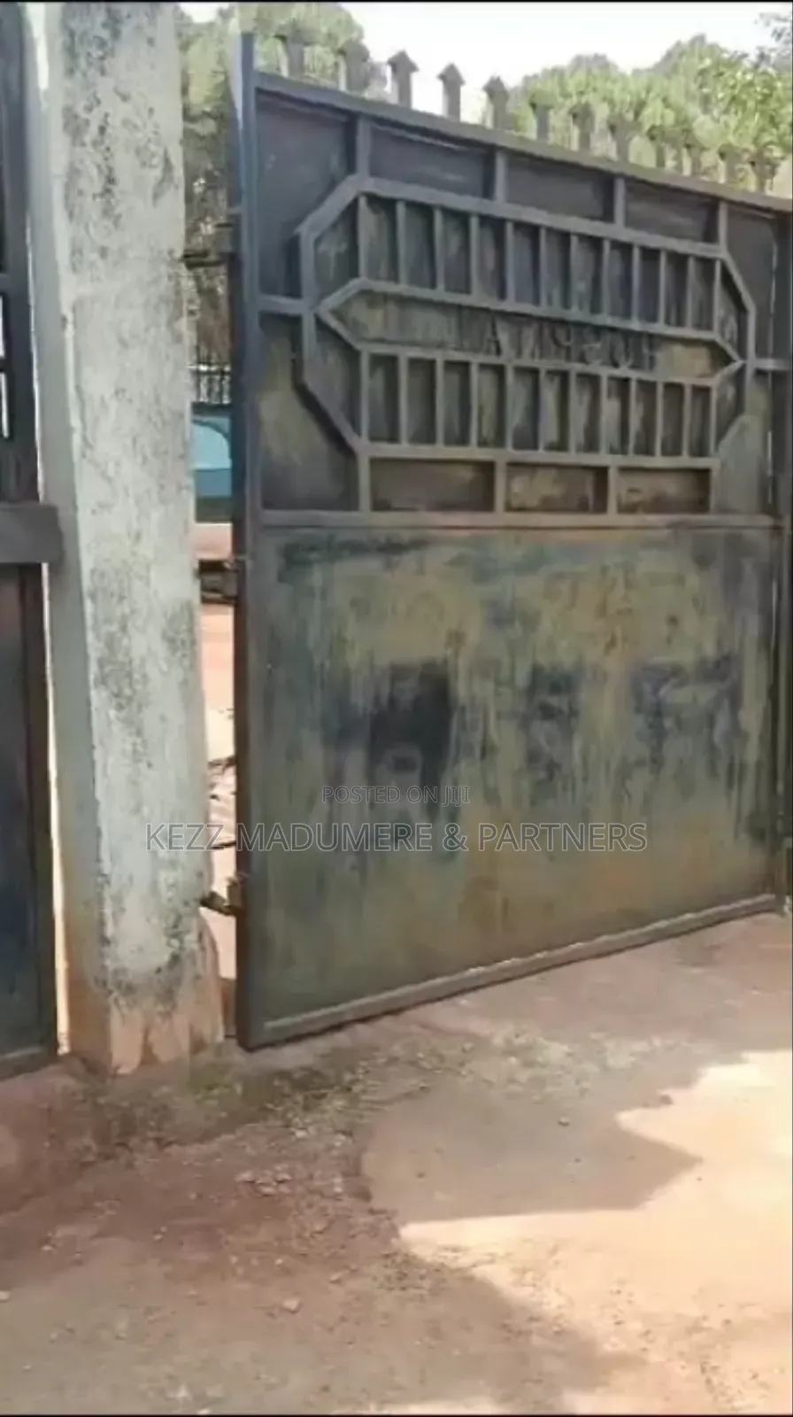 For Sale : 2728 Sqmts, at Ogui Road, Enugu