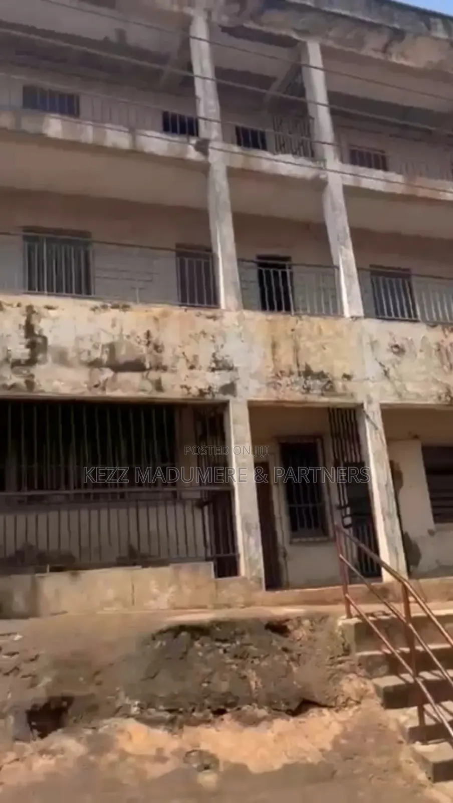 For Sale: Massive Uncompleted Structure, Zik's Ave. , Enugu