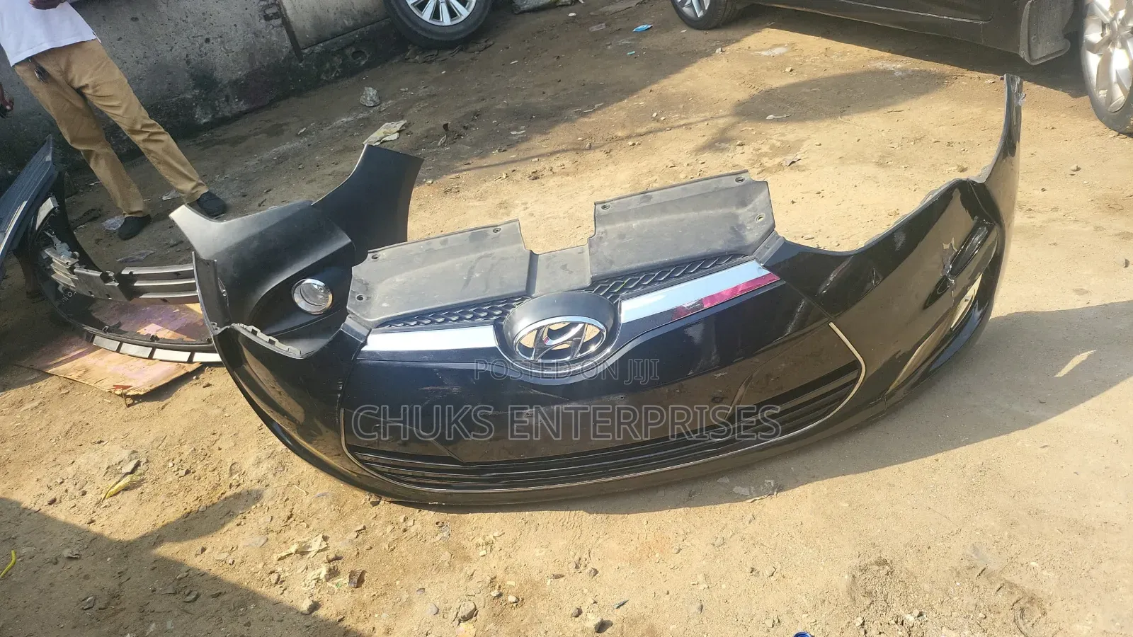 Complete Front Bumper for Hyundai Veloster 2012