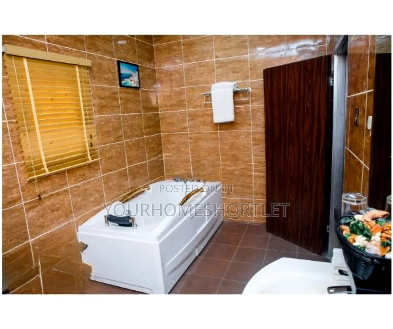 6 Bedrooms Duplex Self Compound That Allows Get Together