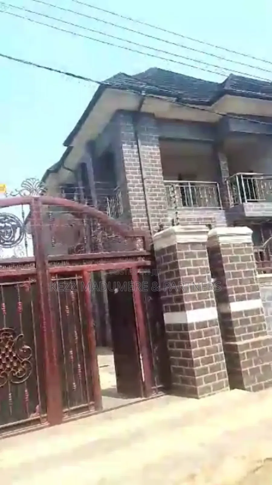 6bdrm Duplex in Akanuwa Estate, for sale