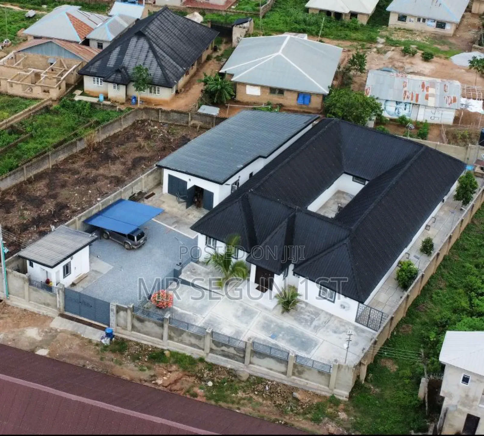 6bdrm Bungalow in Orange Estate, Akala Express for sale