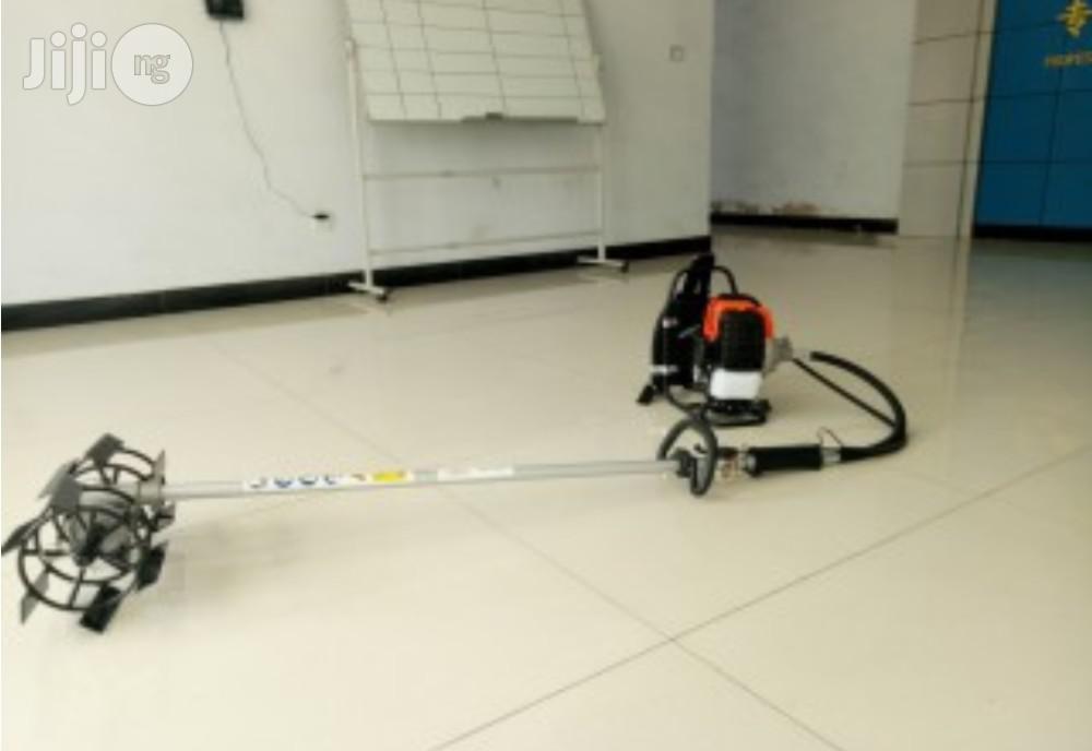 Backpack Weeder CG520 2.7hp Machine