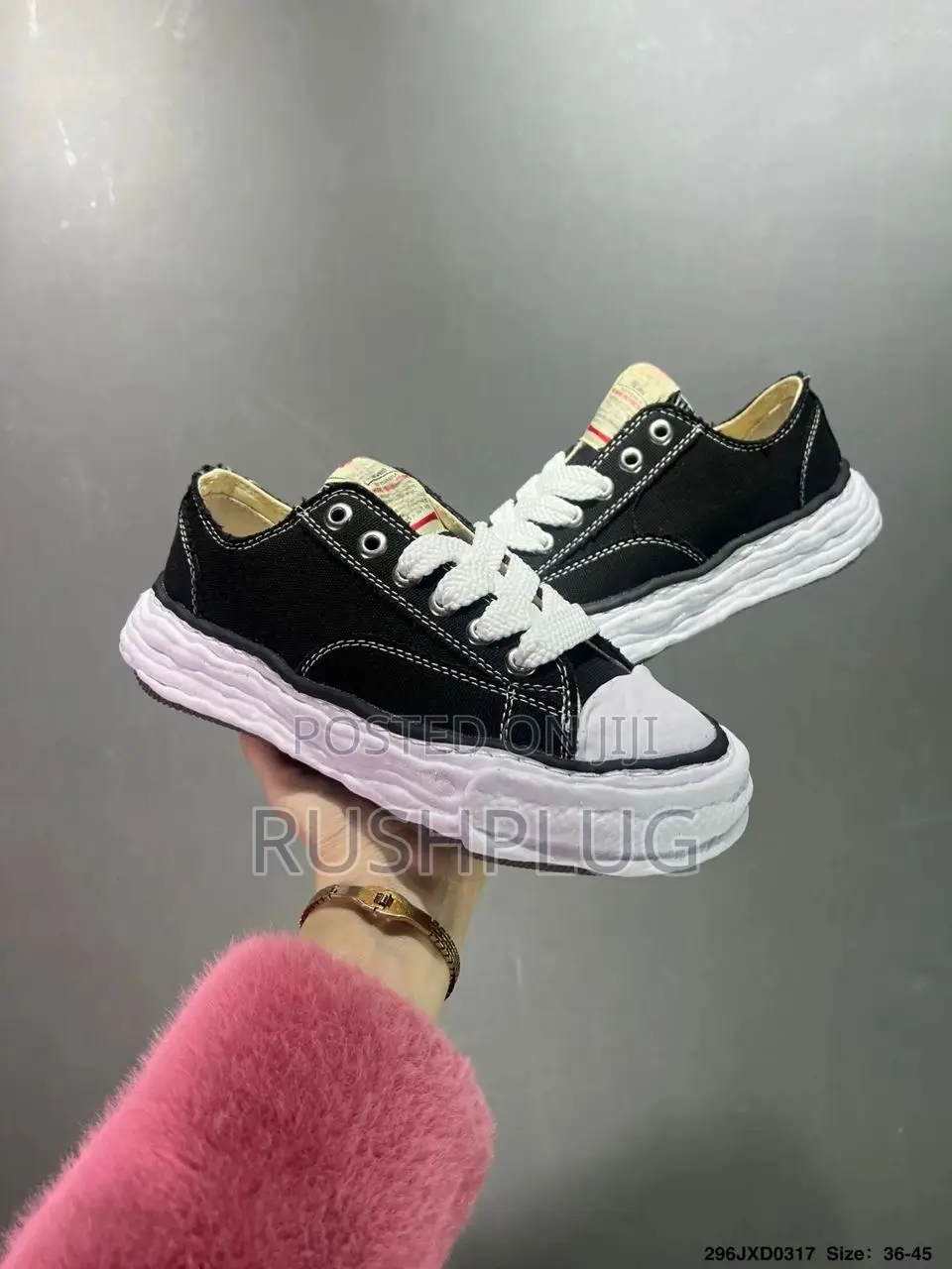 Maison Mihara Yashuhiro Low Top MMY Sneakers