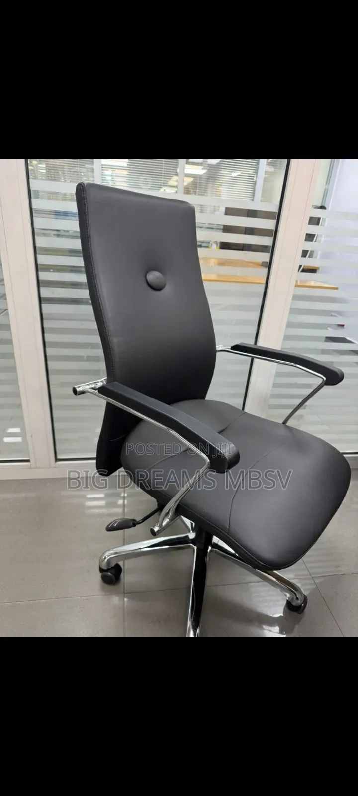 B1 Executive Swivel Chair