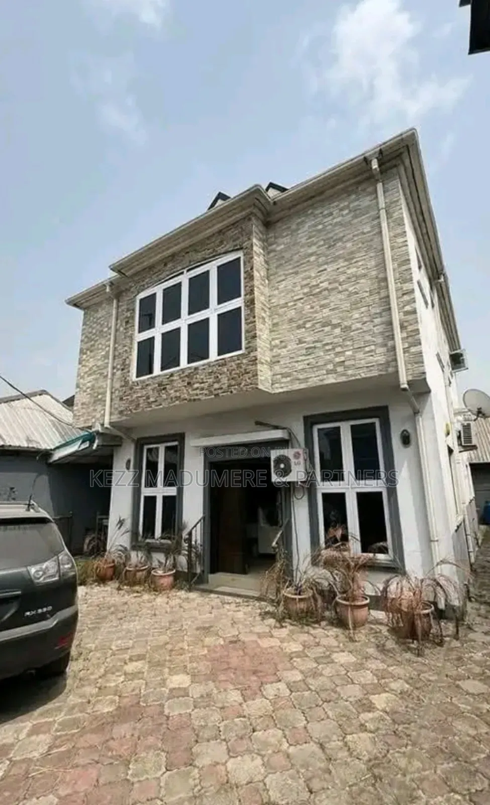 4bdrm Duplex in Eliozu , Port for sale