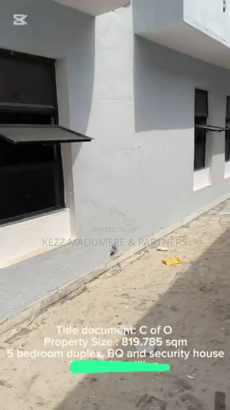 10bdrm Duplex in Cocaine Estate , Off for sale