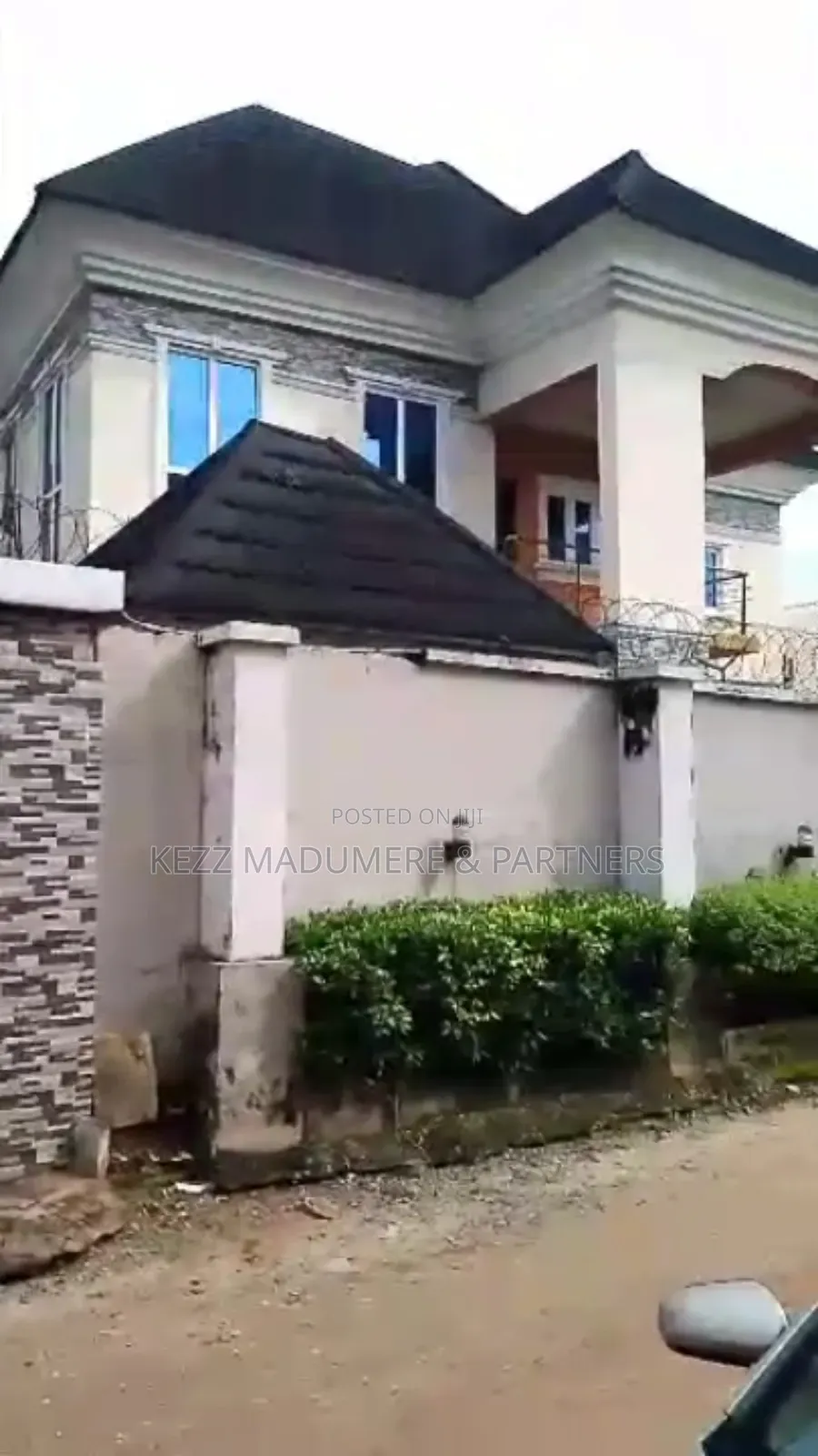 5bdrm Duplex in Imo Housing Estate, for sale