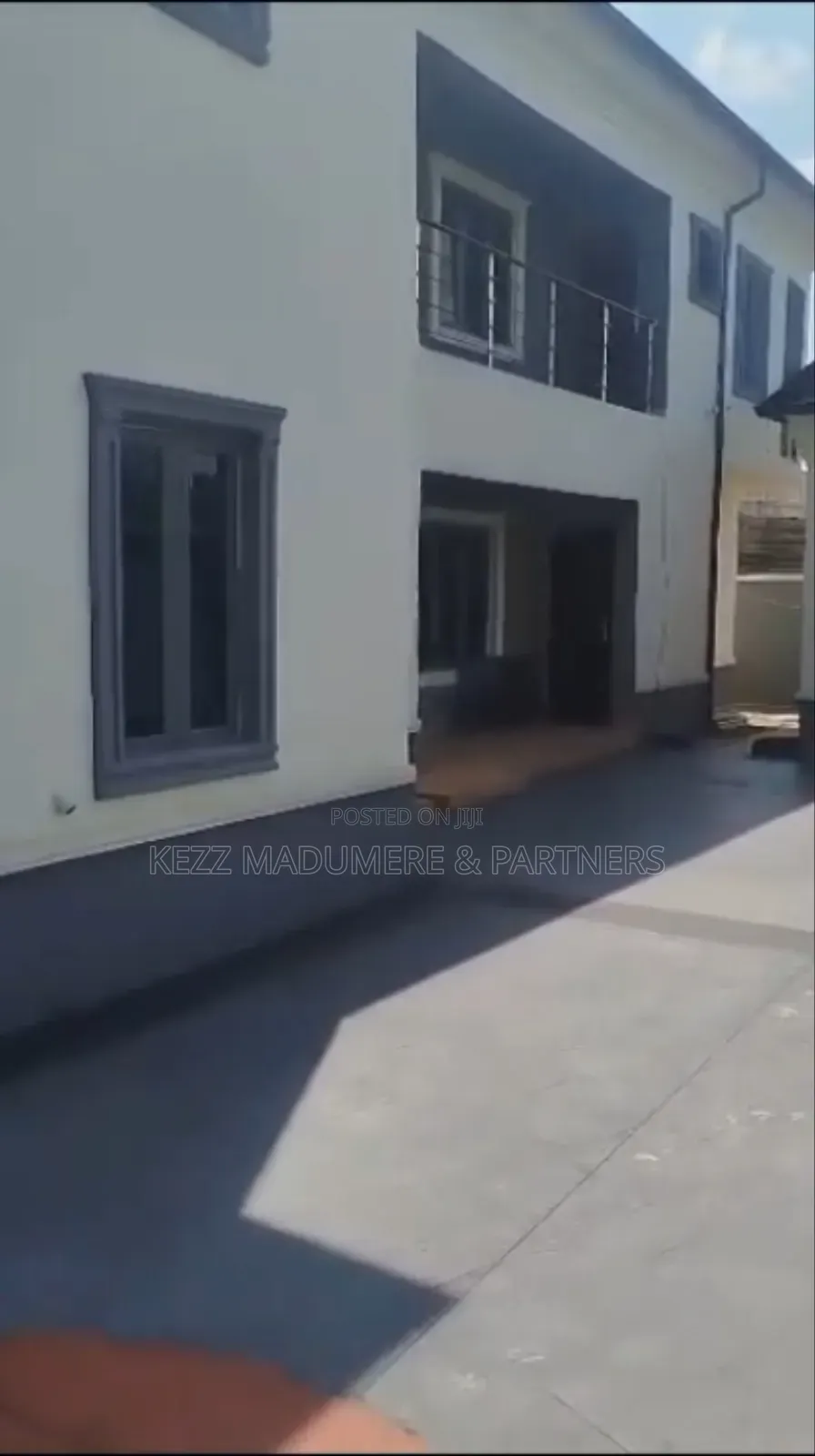 5bdrm Duplex in Near Dss , Owerri, for sale