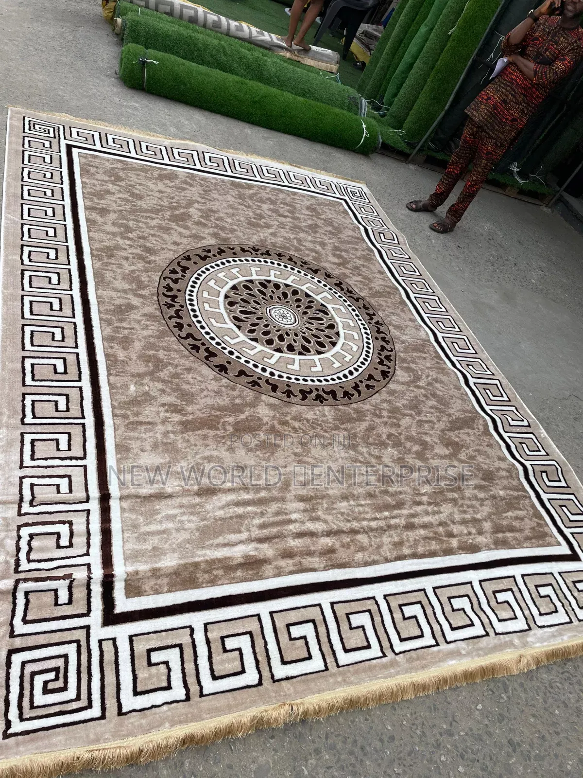 8by11 Feets Versac Turkish Centre Rug