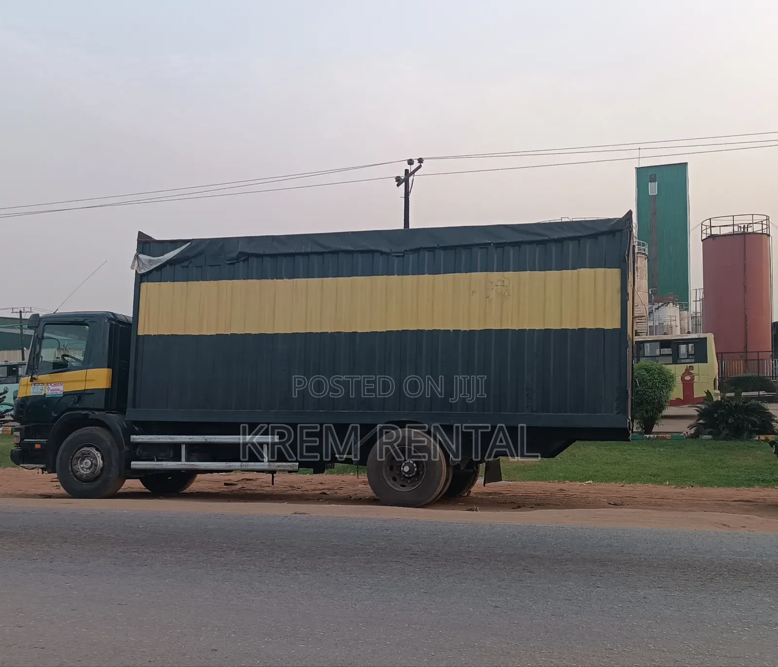 Hire Trucks to Move Your House Property Within/Outside Lagos