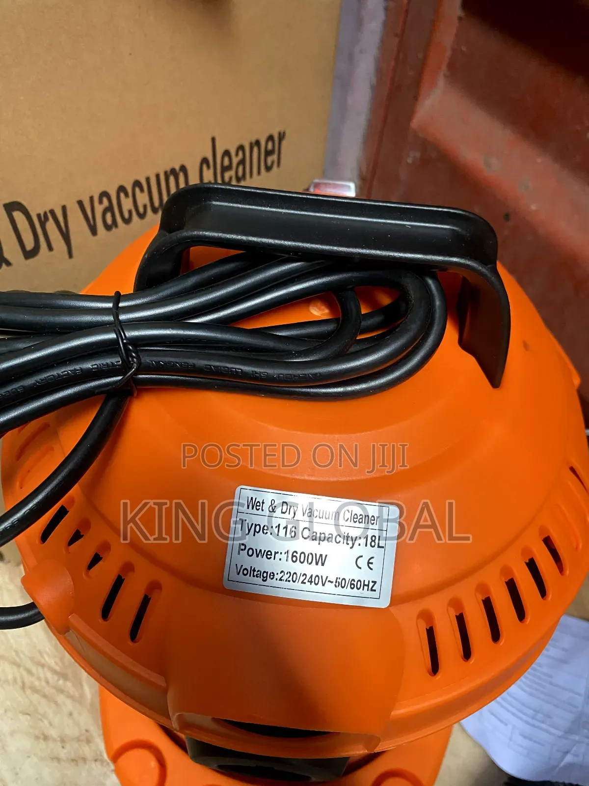 Wet and Dry Vacuum Cleaner 18L