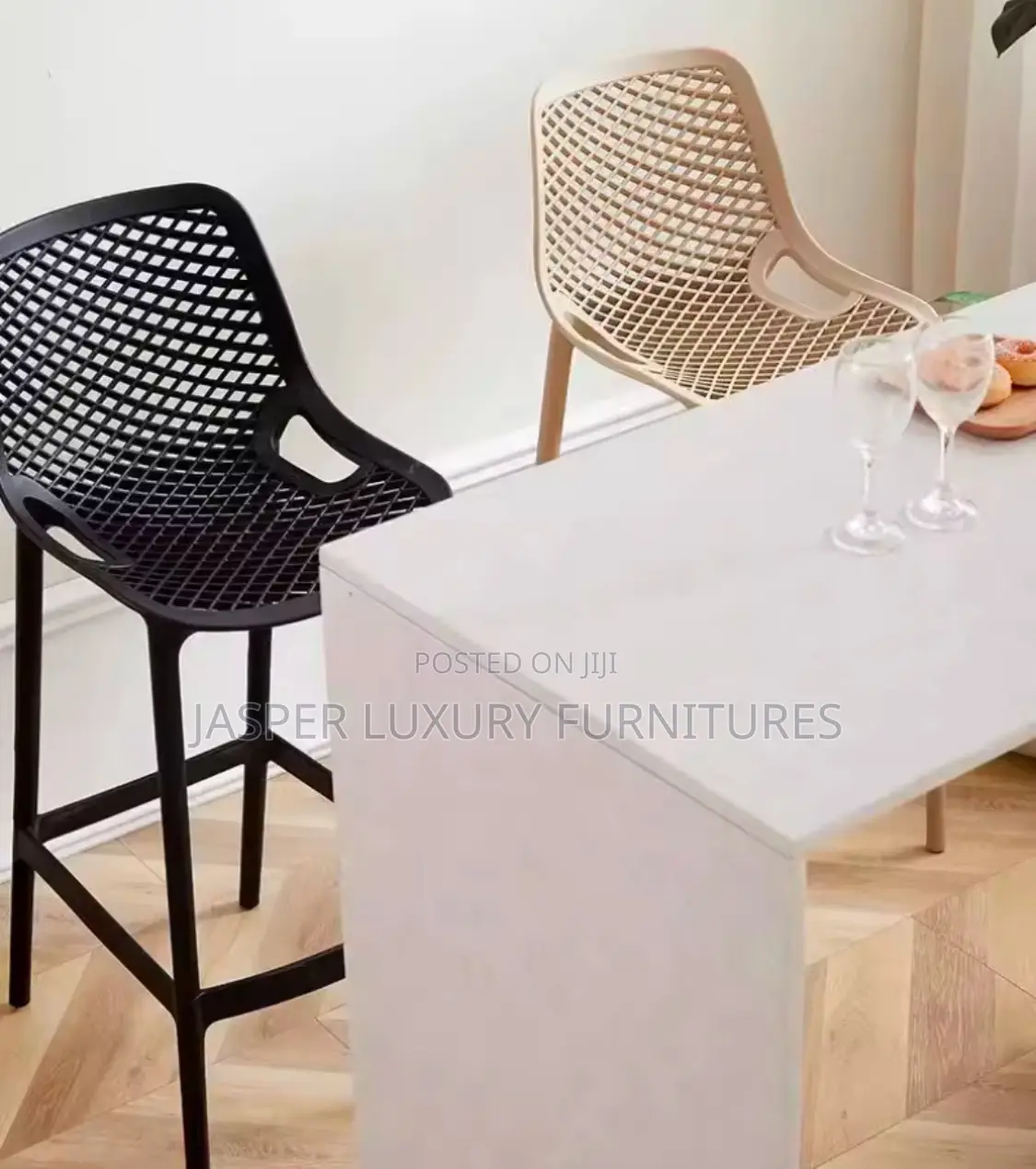 High Bar Stools Designed for Outdoor and Indoor