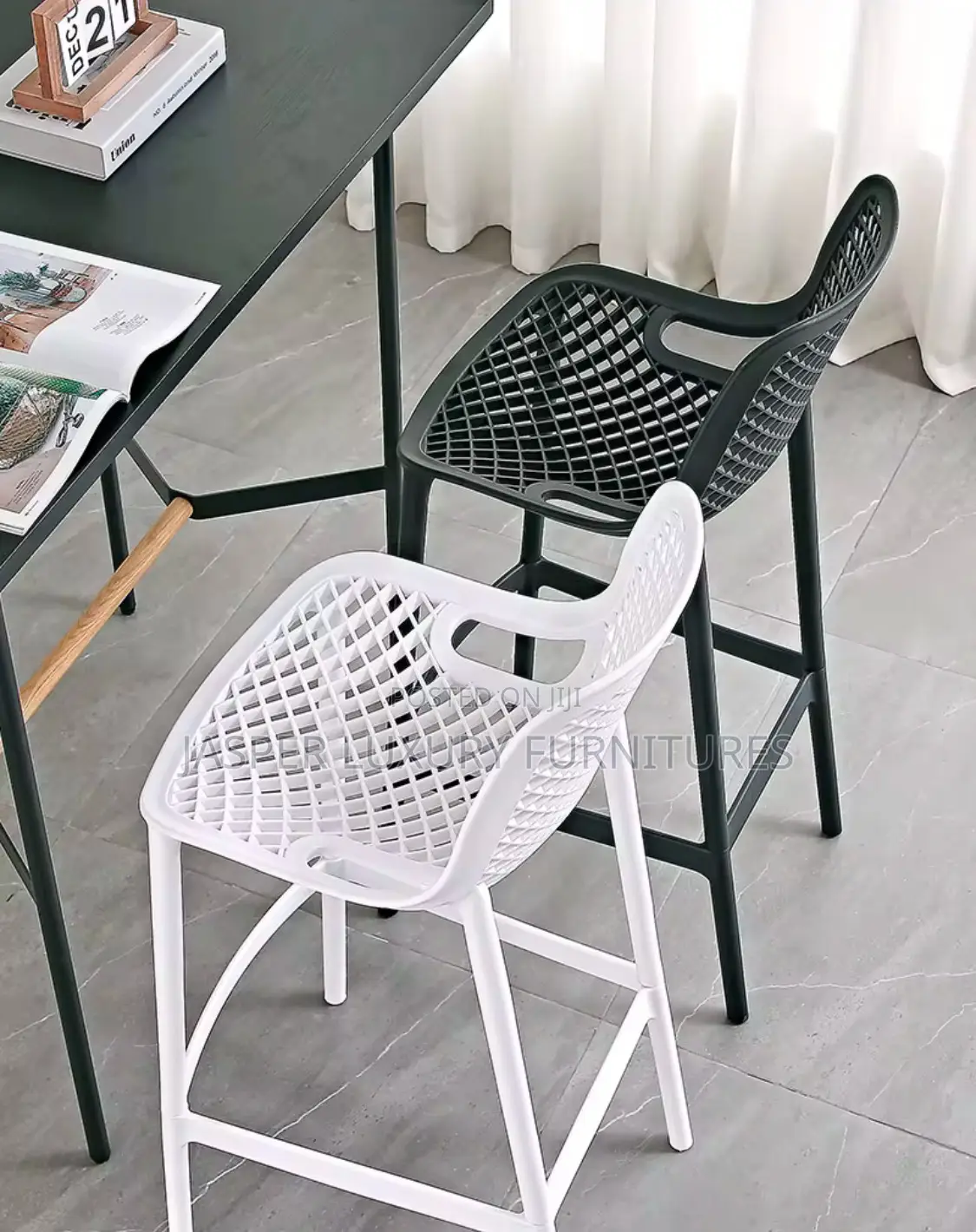 High Bar Stools Designed for Outdoor and Indoor