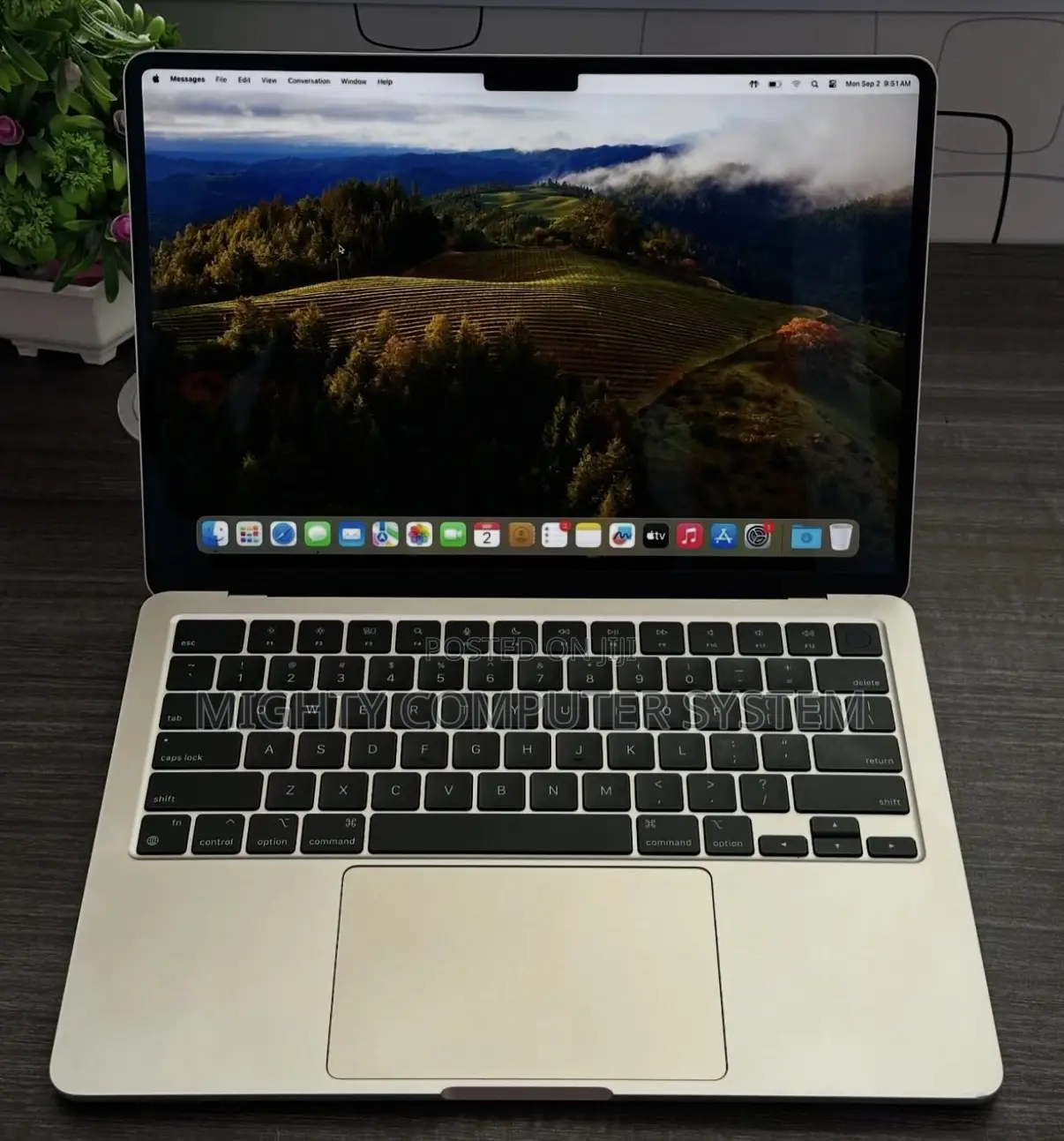 Laptop Apple MacBook Air 2022 M2 8GB Apple M2 SSD 256GB