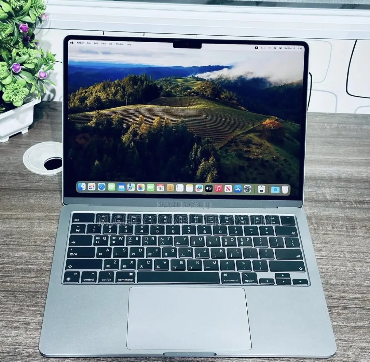 Laptop Apple MacBook Air 2022 M2 8GB Apple M2 SSD 256GB