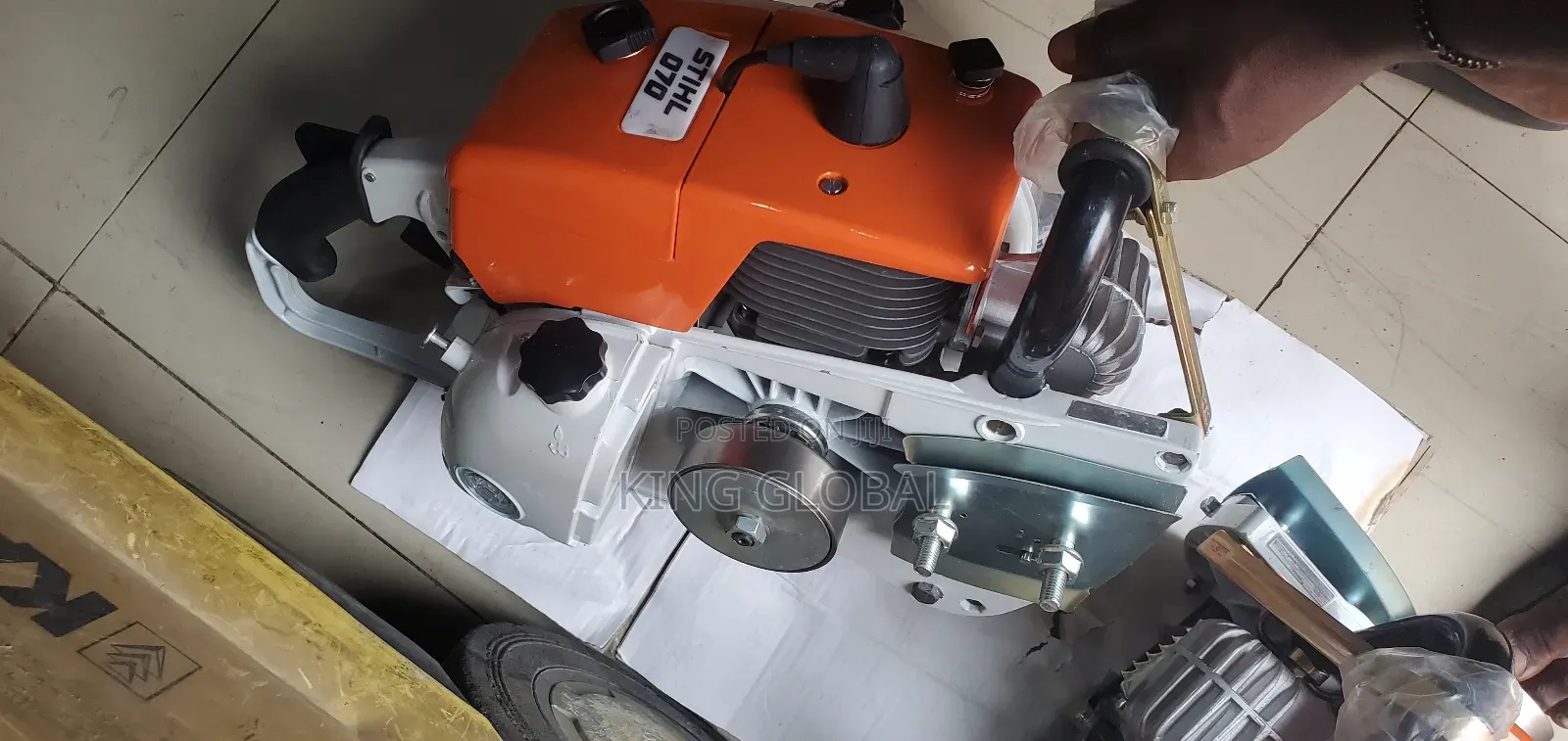 Engine Chain Saw Original