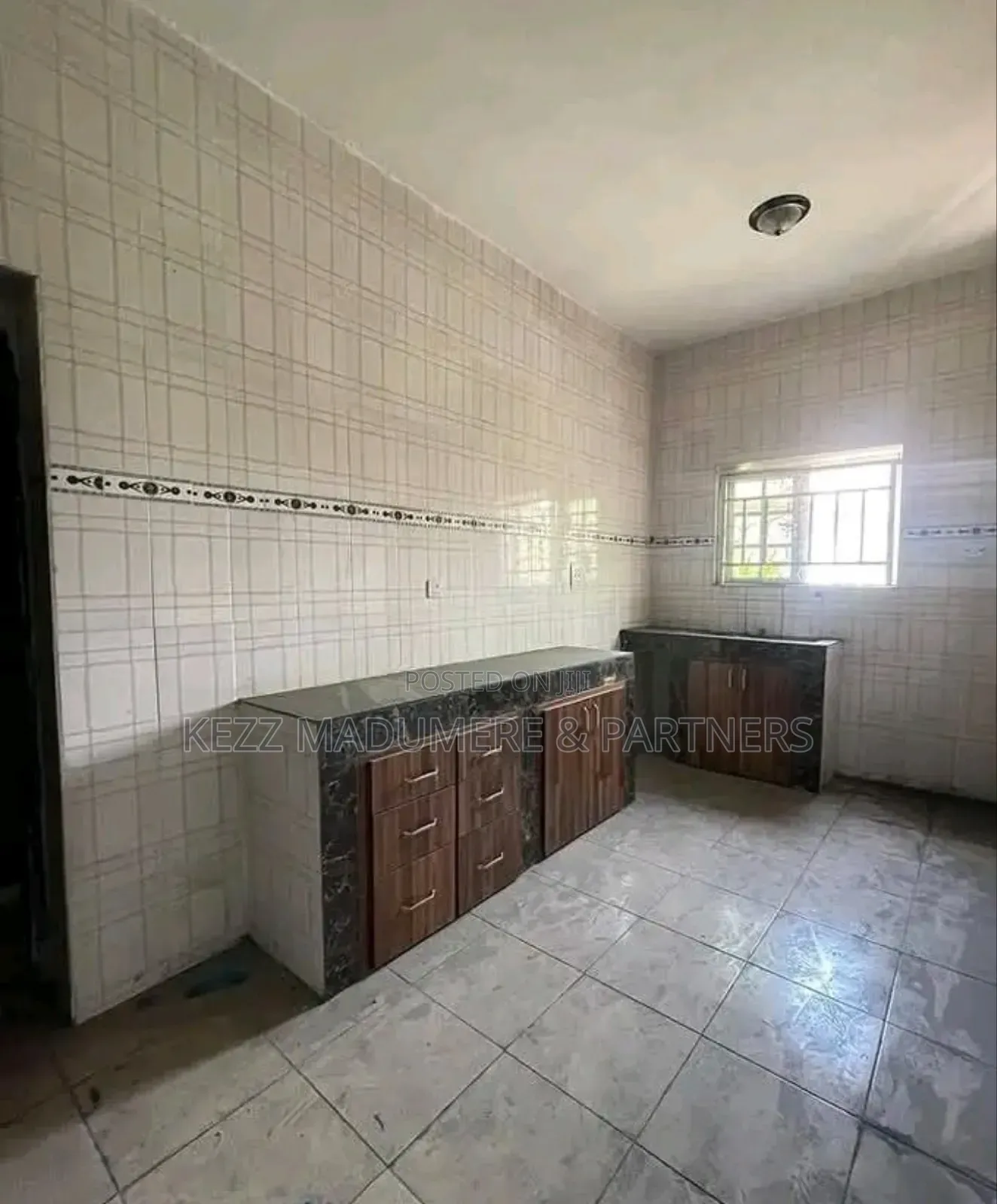 12bdrm Block of Flats in Off Nta Road, Port for sale