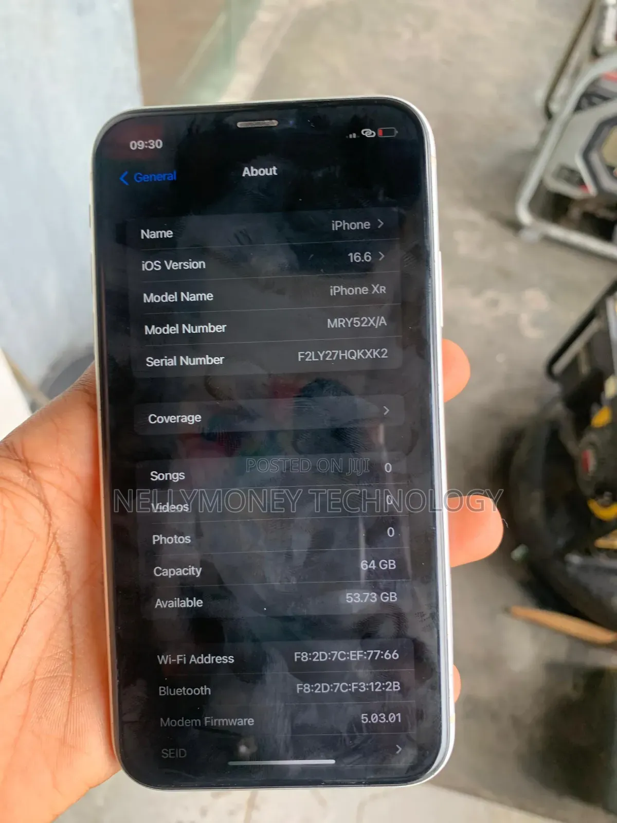 Apple iPhone XR 64 GB White