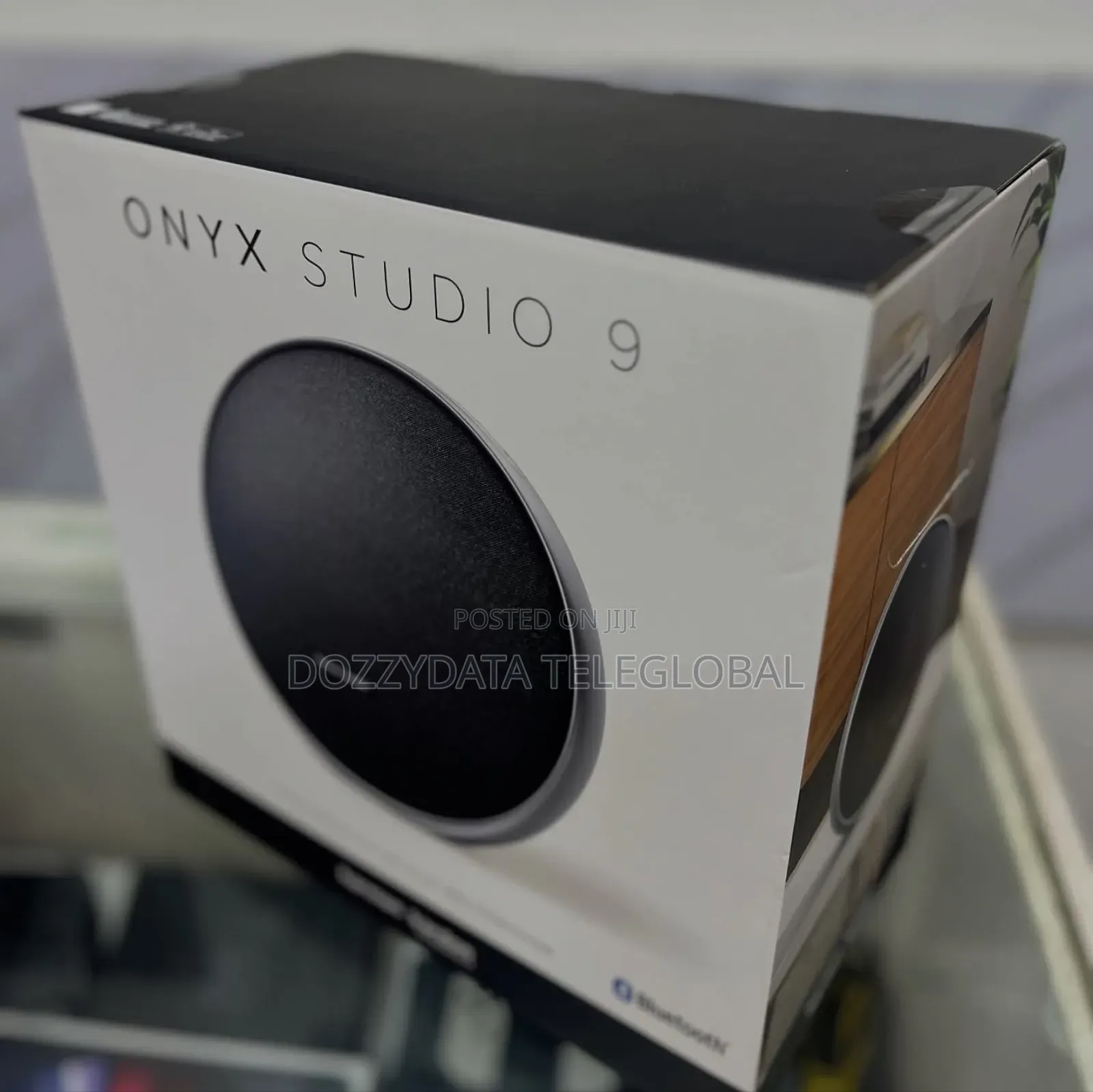 Onyx Studio 9 JBL