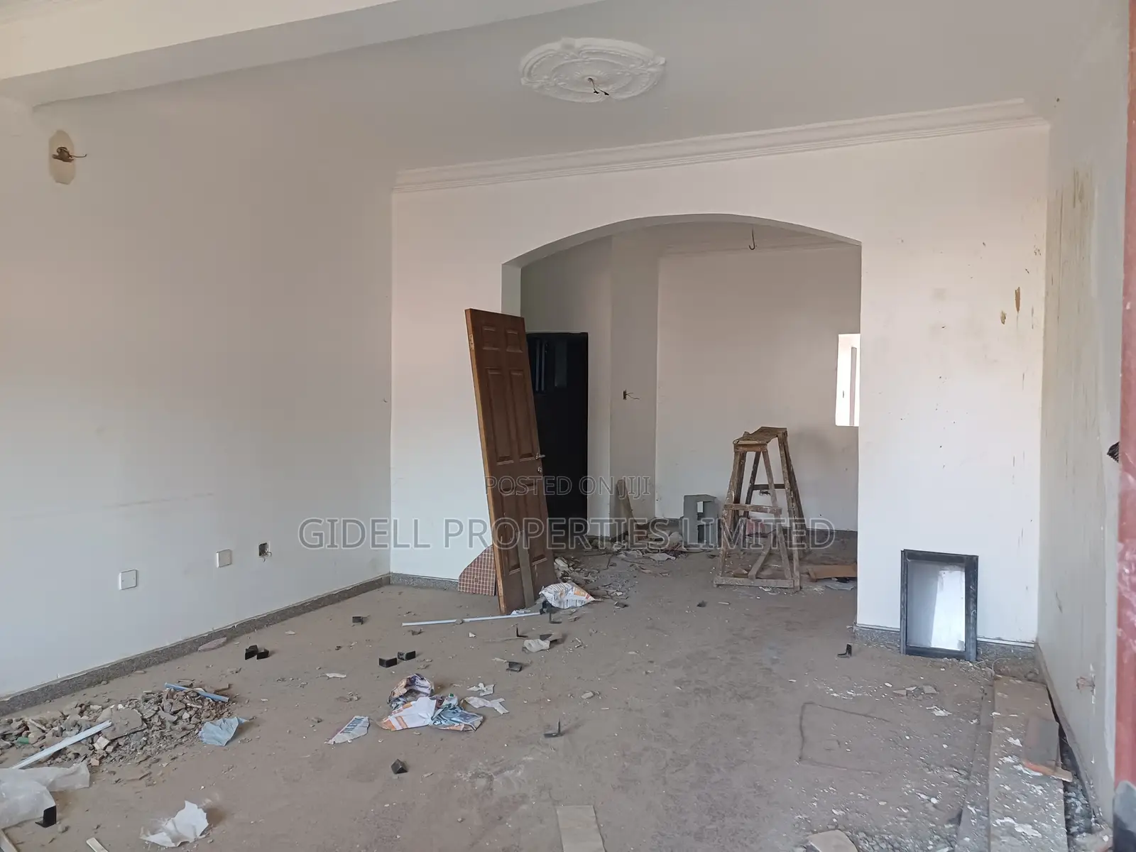 2bdrm Apartment in Wuse 2 for rent