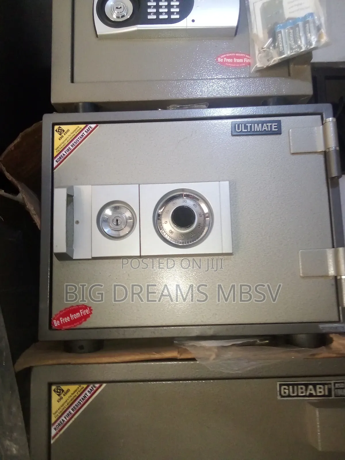 Ult 2 Analogue Fireproof Safe (102)