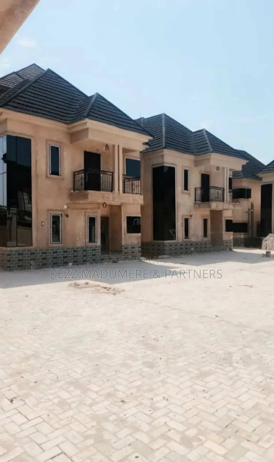4bdrm Duplex in Near Imo State for sale