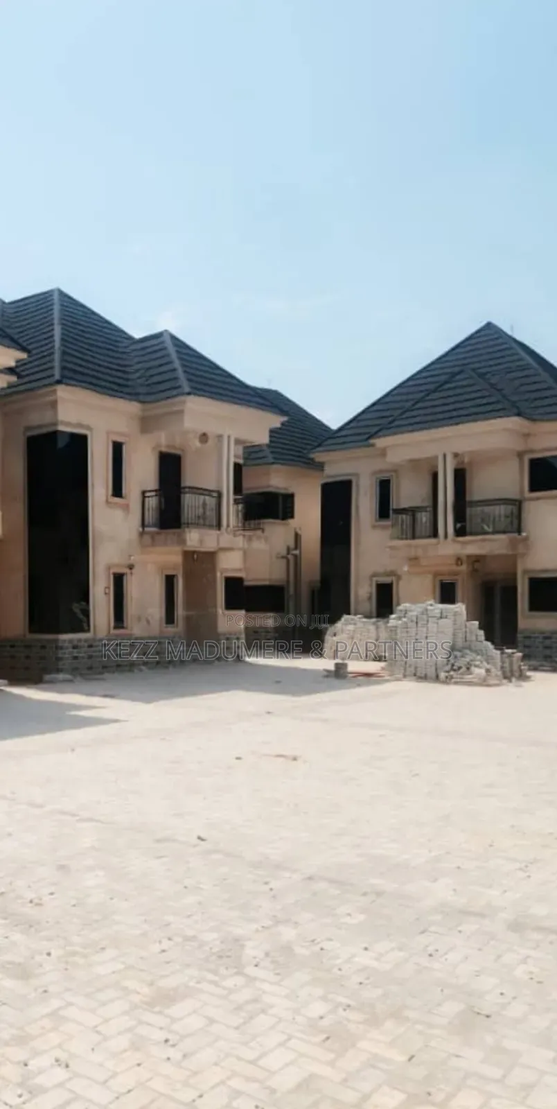 4bdrm Duplex in Near Imo State for sale