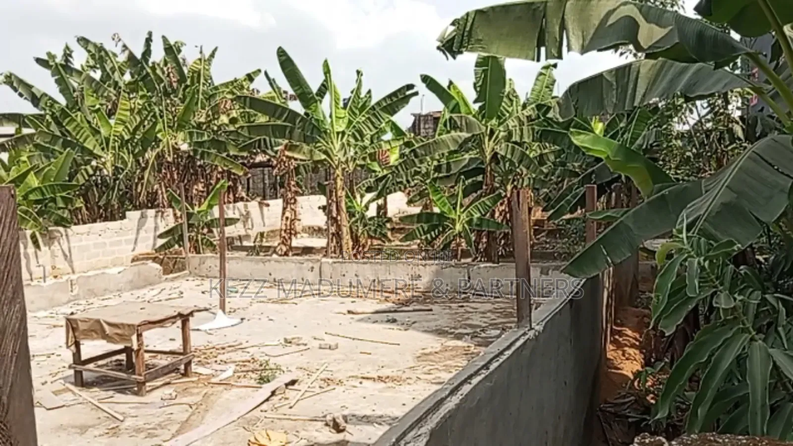 For Sale: 11⁄4 Plots at Chukwu Emeka Avenue,Sars Rd