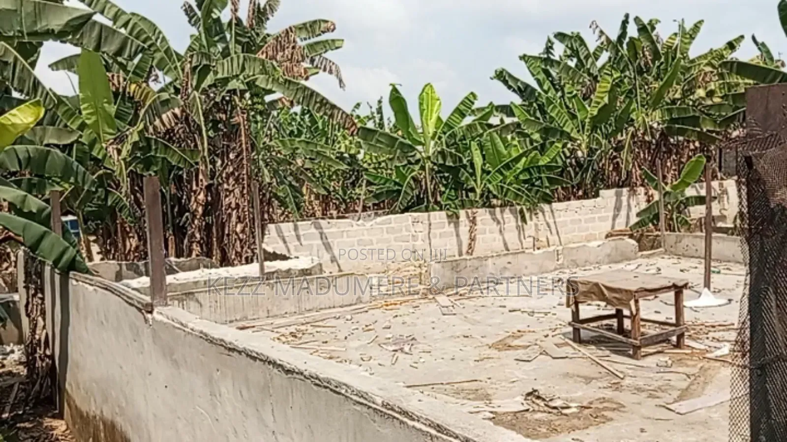 For Sale: 11⁄4 Plots at Chukwu Emeka Avenue,Sars Rd