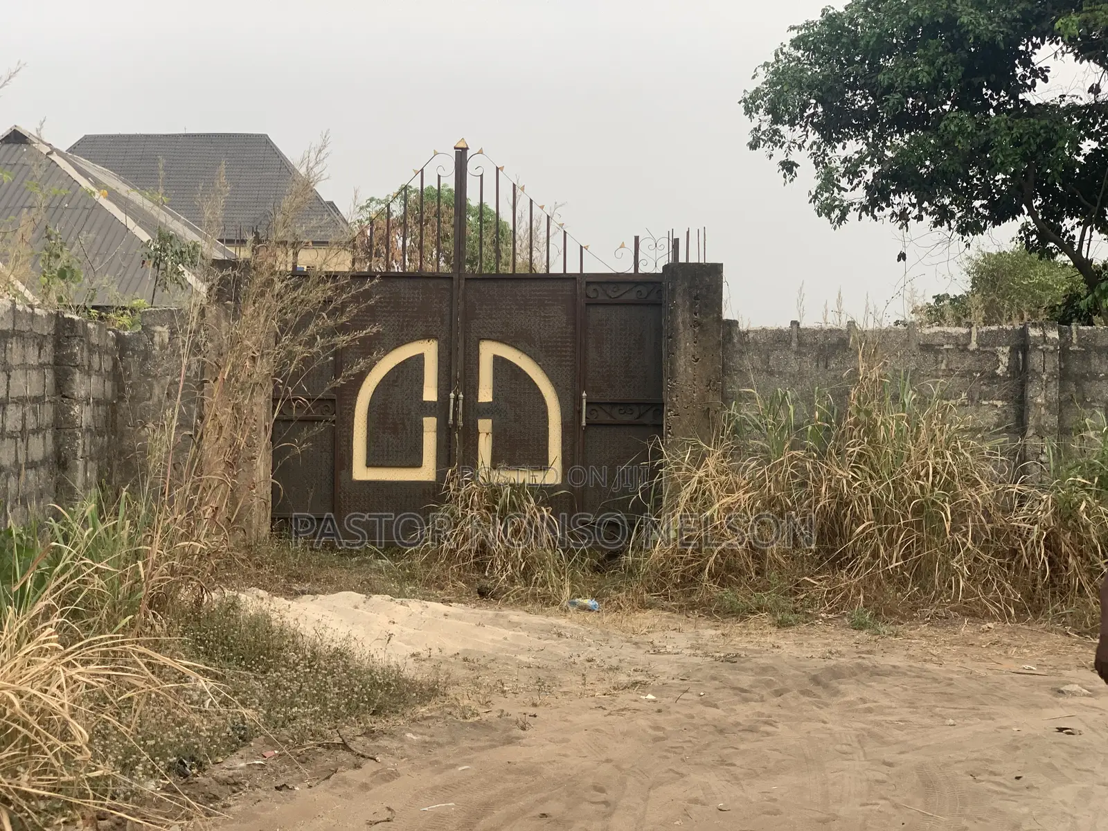 One Plot of Land at Avu, Few Mins Drive to Popular 'Pearl View School